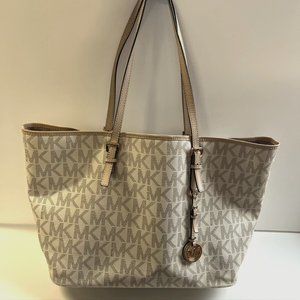 Michael Kors Jet set medium logo tote bag in white cream canvas with leather